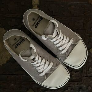 BOHEMPIA HERLIK 2.0 CANVAS SNEAKERS
EU 38 US 7.5